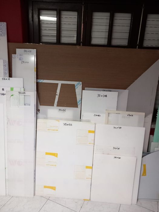 Various translucent or matte acrylics; dimensions specified in description64286001560577122