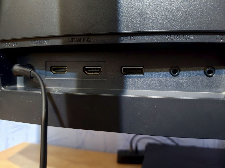 Игровой топовый монитор Samsung c27fg73fqi