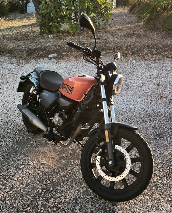 QJMotor SRV 125 - Em excelente estado