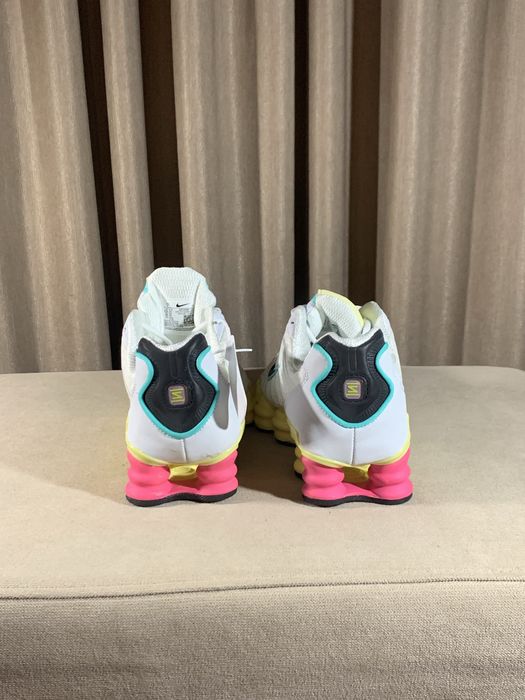 Nike shoxy       .