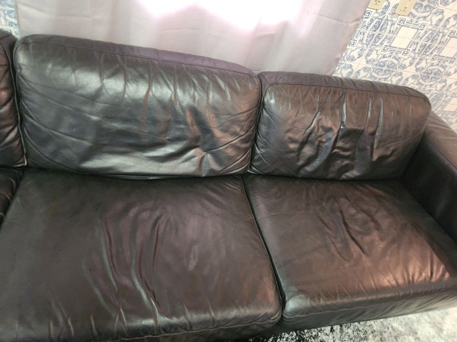 Vendo sofa em pele verdadeira