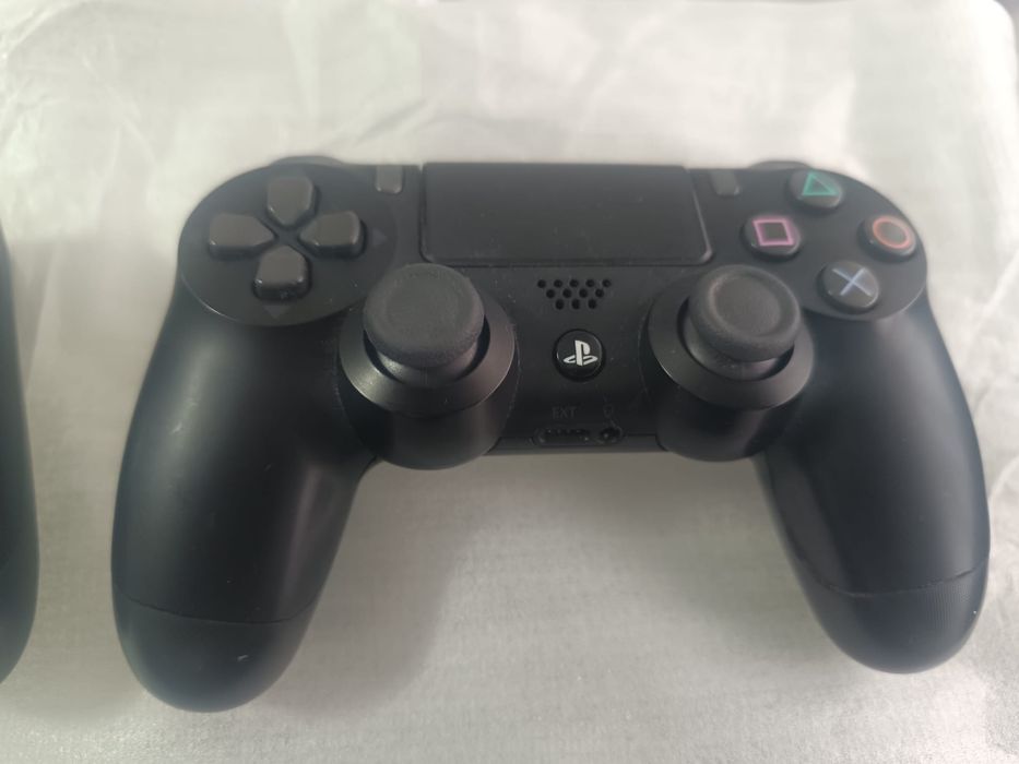 Playstation 4 bom estado