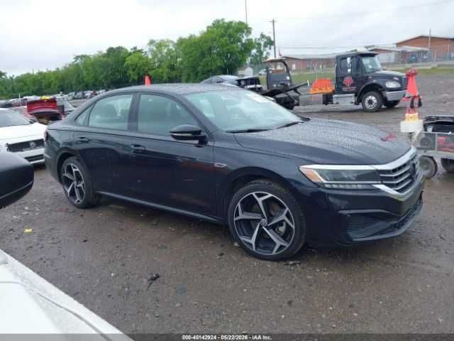 2021 Volkswagen Passat R-Line