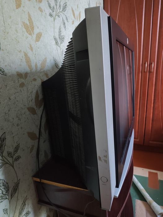 Продається телевізор LG