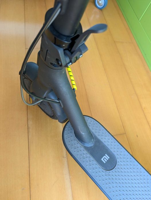 Trotinete Xiaomi Mi Electric Scooter Essential – 550 km – Excelente estado