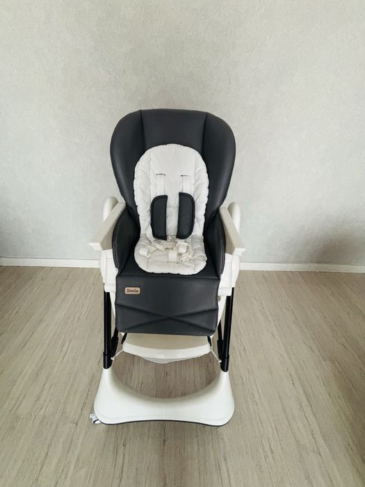 Кресло для кормления Carrello