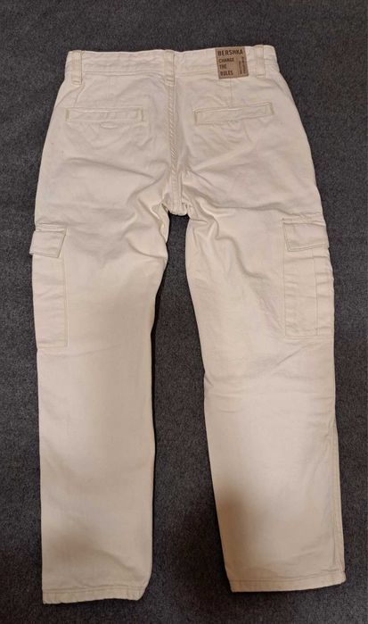 Білі Джинси карго  Bershka wide
