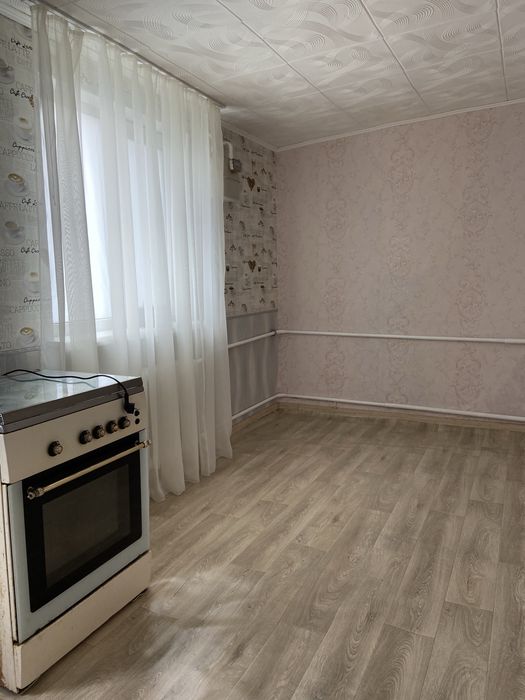 Продам земельну ділянку з будинком
