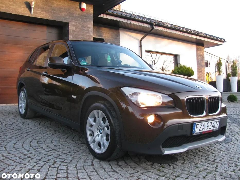 BMW X1 2.0 150KM LPG Zarejestrowana Grz.fotele Nawigacja Cz.parkowania