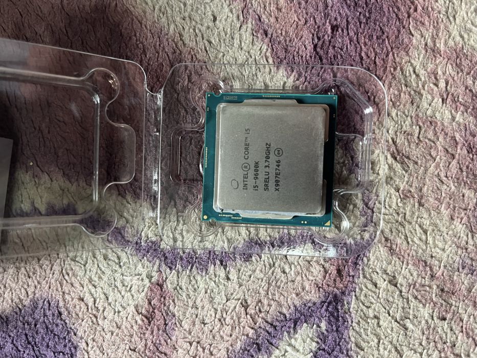Продам ігровий комплект i5 9600k asus h 310m k