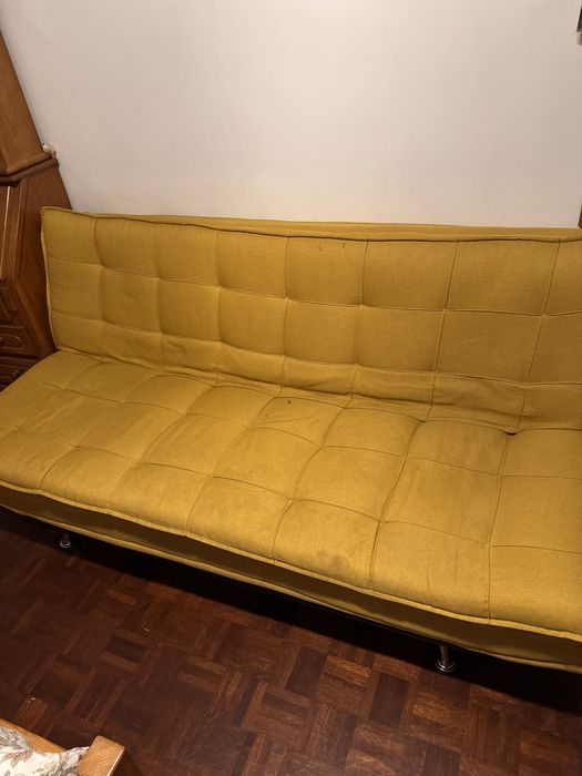 Sofa amarelo como novo