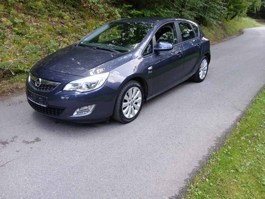 Sprzedam Opel Astra 1.6 benzyna klima