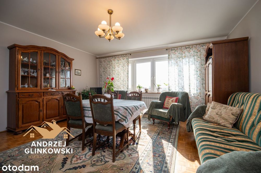 Mieszkanie Z Garażem W Bryle Budynku