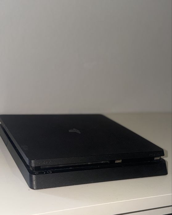 Ps4 slim, 1 TB