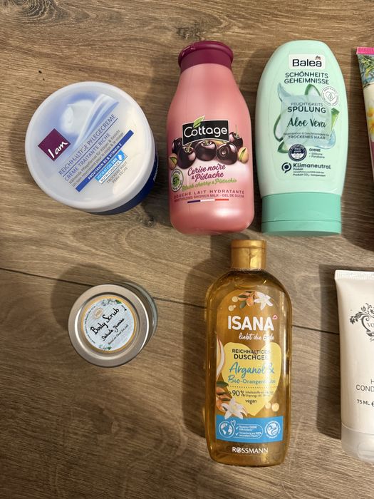 Набор ЛОТ косметики для тела и волос Balea, ISANA, Yves Rocher