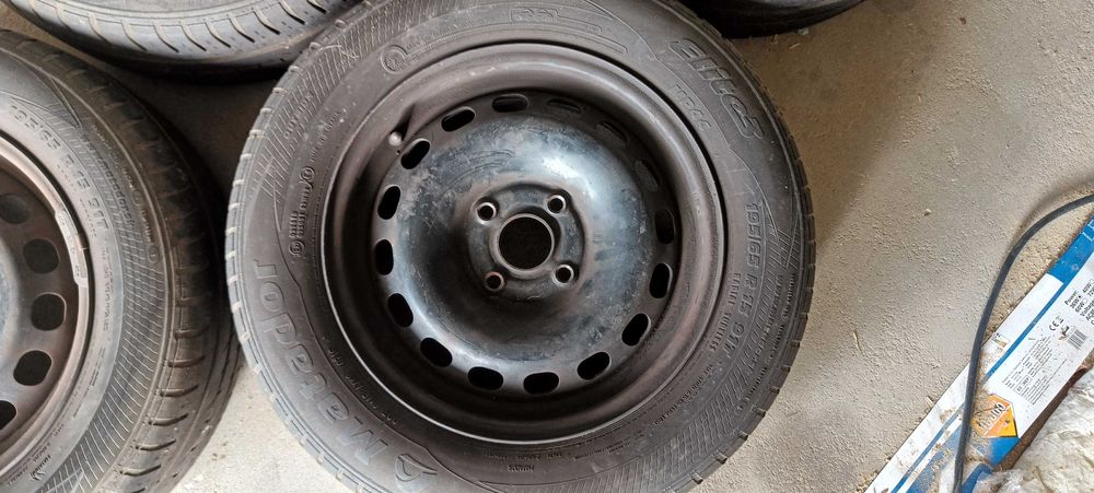 Oryginalne Felgi Stalowe Audi 80 B4 15" 4 sztuki Komplet
