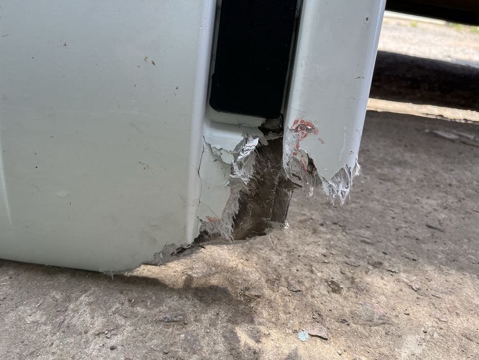 Продам капот на івеко