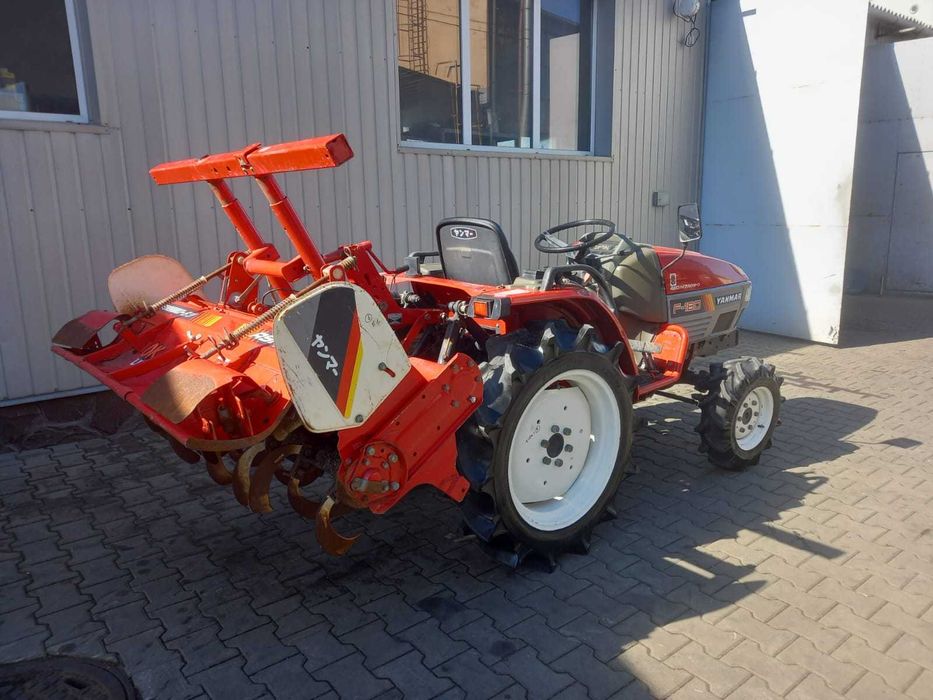 Japoński Traktor ciągnik YANMAR F180 4x4 + glebogryzarka 18 KM