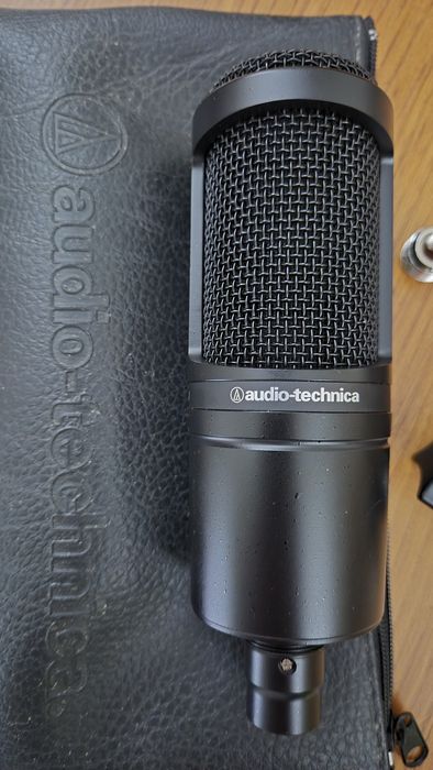 Microfone Audio-technica AT2020 + cabo + Tripé
