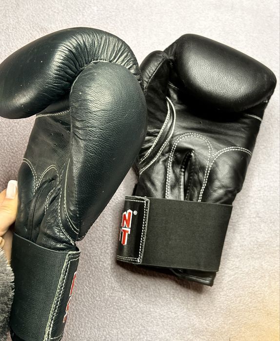 Бокс перчатки фути захист