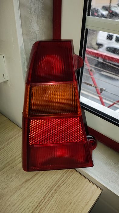 Citroen AX Farolim traseiro esquerdo