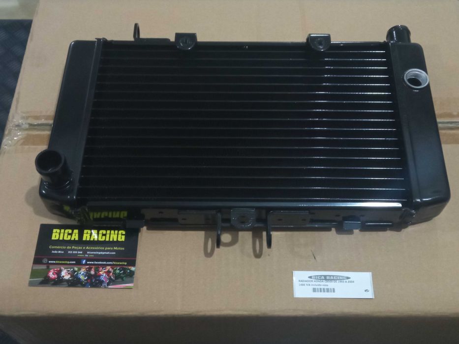 Radiador Honda CB500 de 1993 a 2004 ( novo - cor preto)