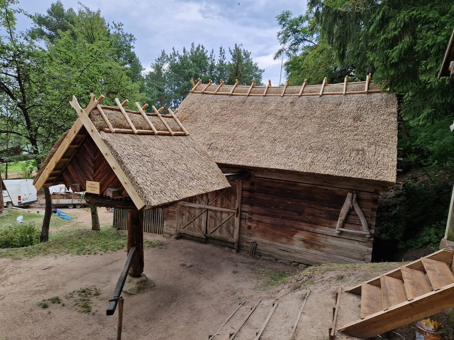 Dachy z trzciny strzecha remonty trzcina słoma