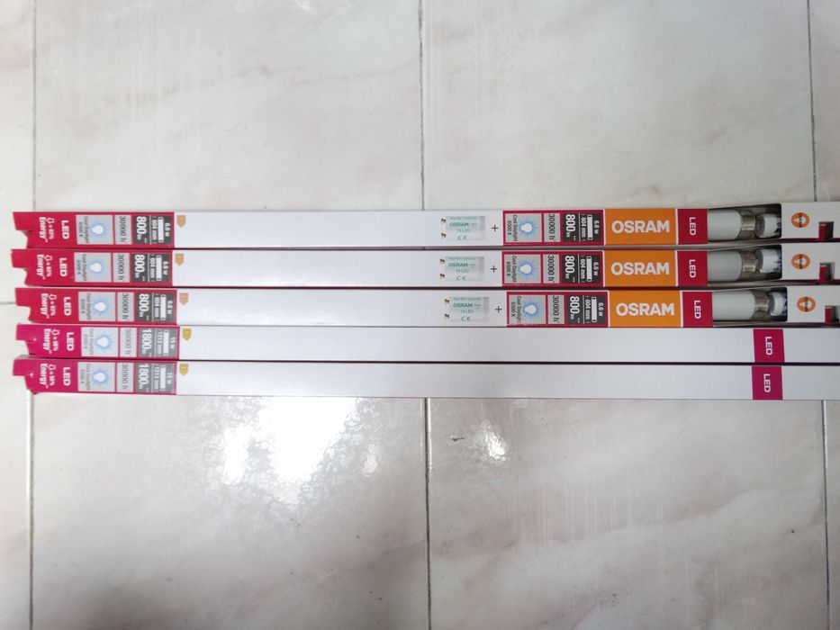5 lâmpadas fluorescentes com arrancador