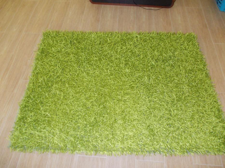 Tapete Poly Shaggy semi novo