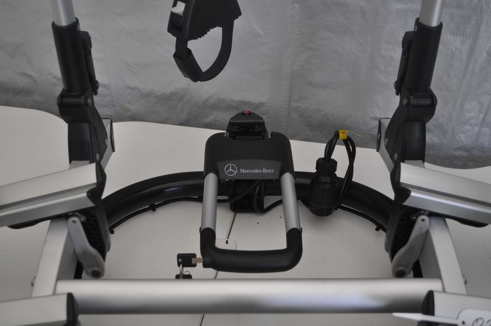 Bagażnik rowerowy Mercedes Bezn 2 rowery (026) idealny