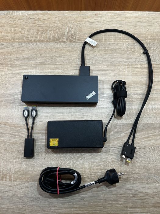 док-станція Lenovo ThinkPad Thunderbolt 3