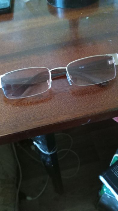 Очки хамелеон +2 опции.