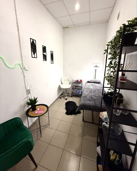 Окремий кабінет в ТЦ 5000 з комунальними,день 500 м.Героїв Дніпра