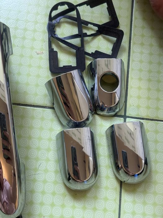 Комплект никилированых ручек