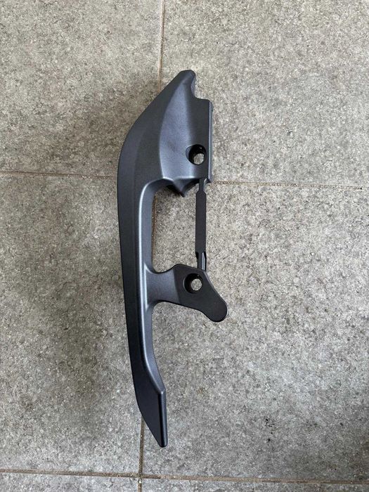 Pega Traseira Pendura Esquerda - Honda NC750 (NOVO/ ORIGINAL)