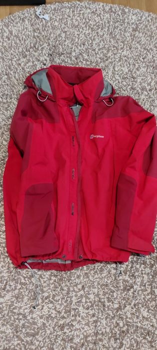 Продам куртку Berghaus GoreTex