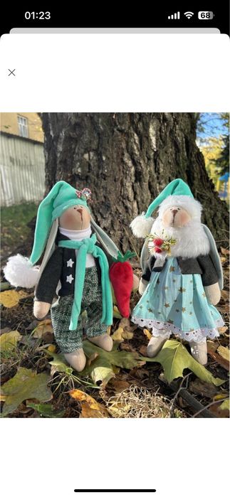 Пара інтер'єрних зайчиків