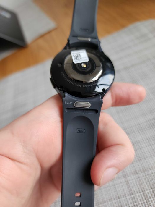 Samsung Galaxy Watch 6 - Smartwatch - 44mm - SM-R940N - Black - GPS