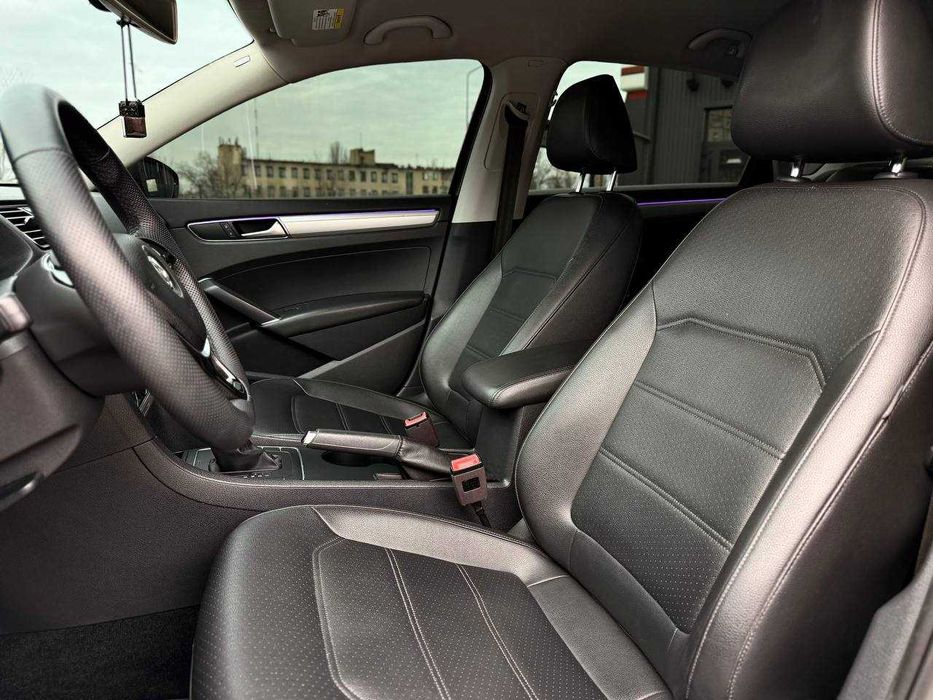 Volkswagen Passat 2015 рік