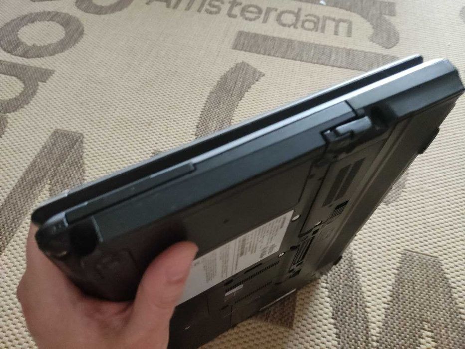 Ноутбук-трансформер Fujitsu t734 i5/8gb/120 ssd - батарея 12 годин