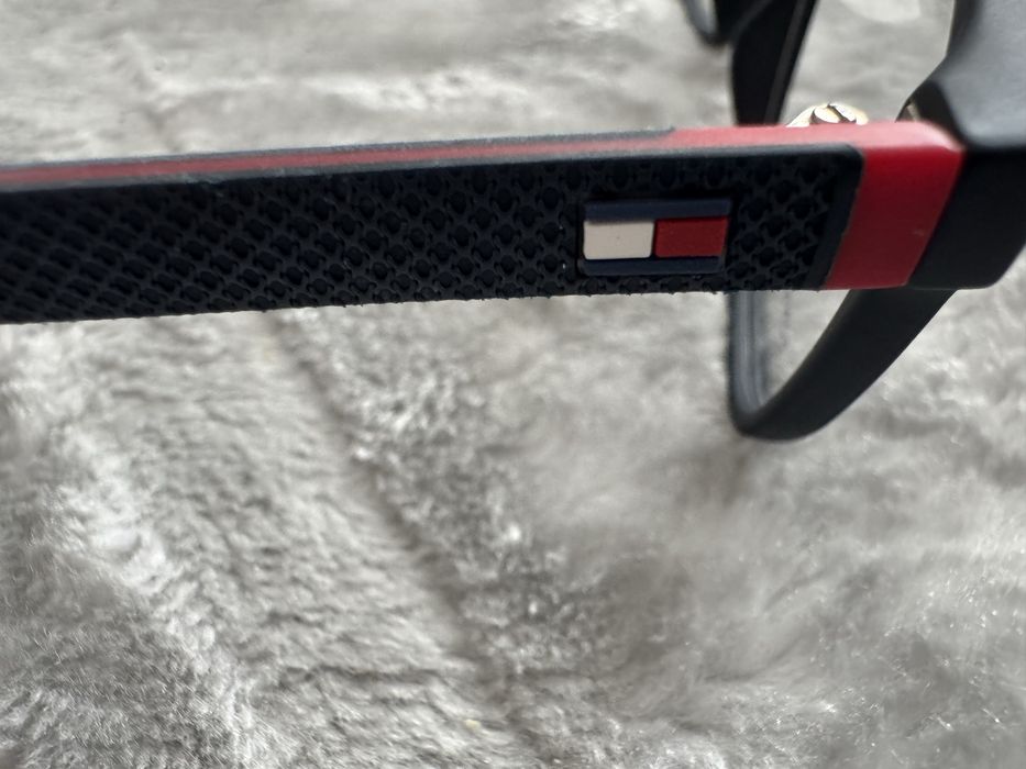 Tommy Hilfiger TH oprawki okulary nowe 1950 matowe