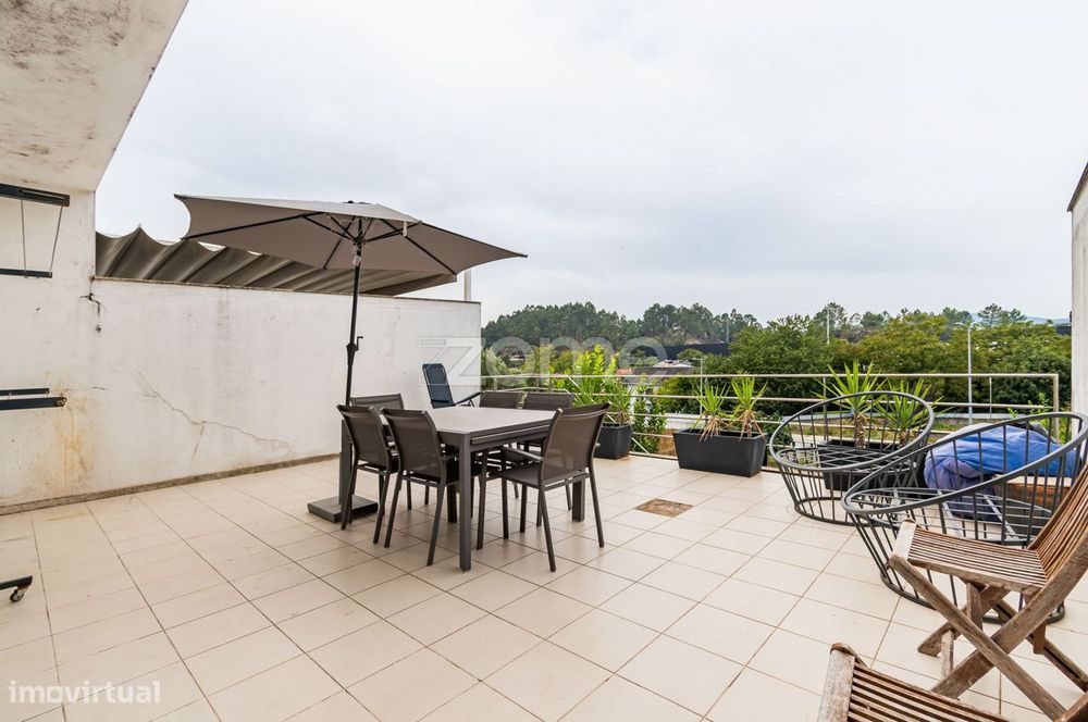 Moradia T3 Banda em Priscos, Braga