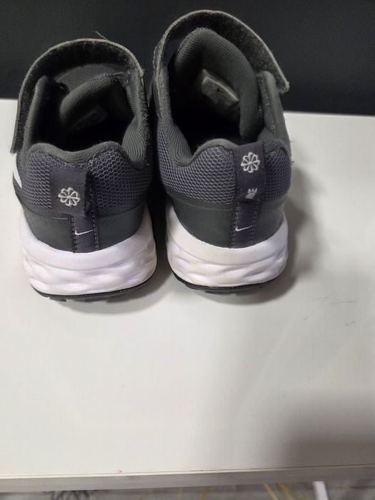 Buty Nike 31  stan bardzo dobry bez wad