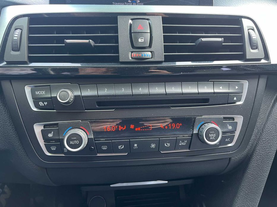 BMW 320D AUTO 2013