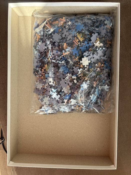 Puzzle 1000 jak nowe raz ułożone  Trefl