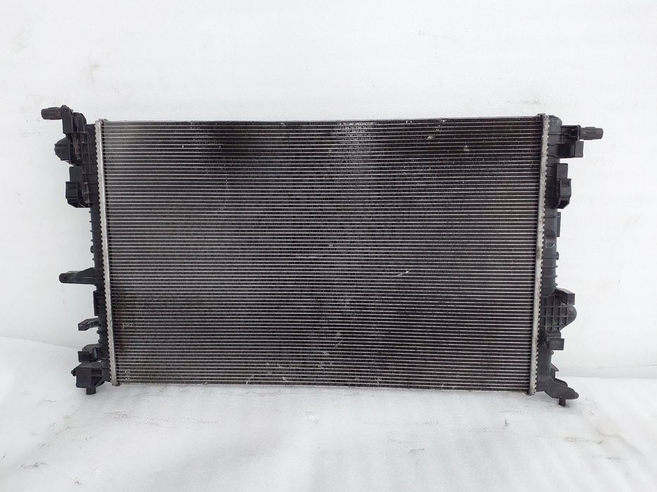 Radiador de água RENAULT Megane IV (B9A/M_)
