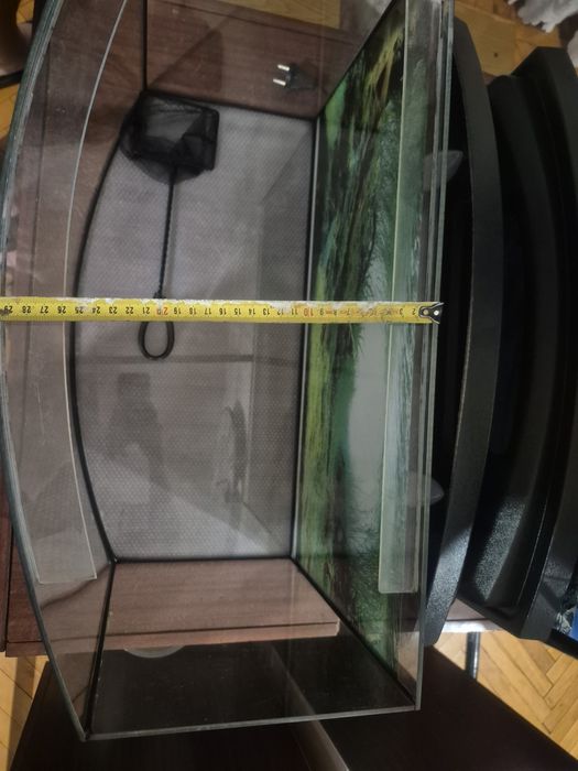 Аквариум б/у, шкребок, насос