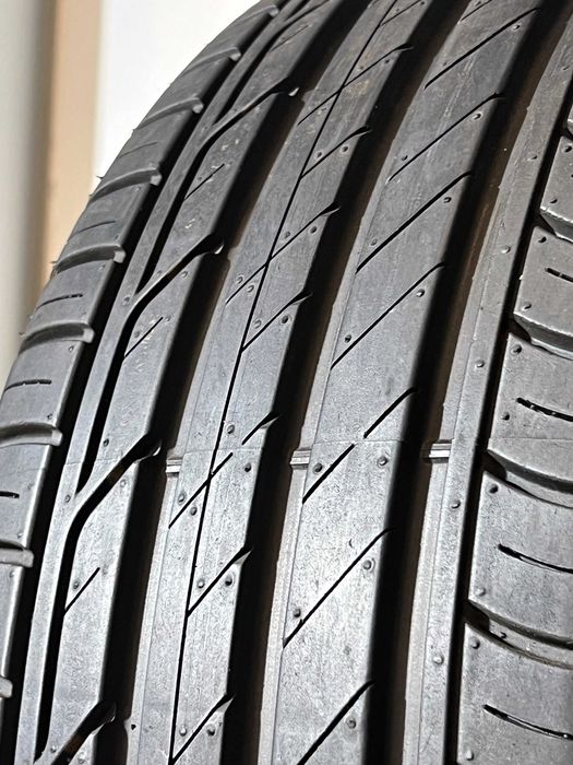 Pneus Bridgestone Turanza T001 - 215/50/18 - Como NOVOS