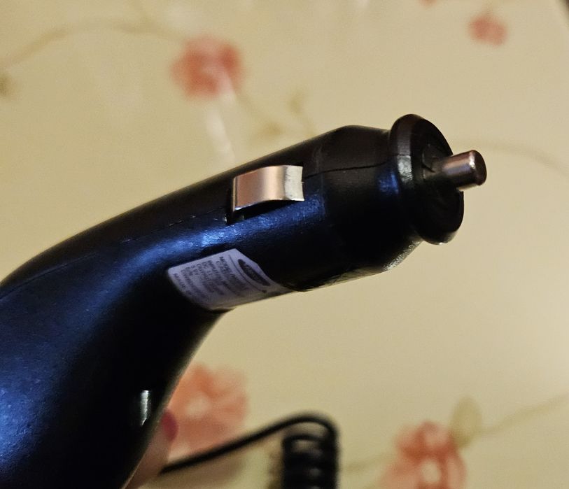 Carregador de isqueiro Micro USB 2.0