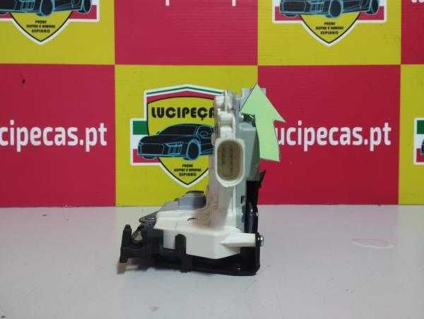 Fecho da Porta Frente Dto SEAT LEON | 05 - 13 l 132067